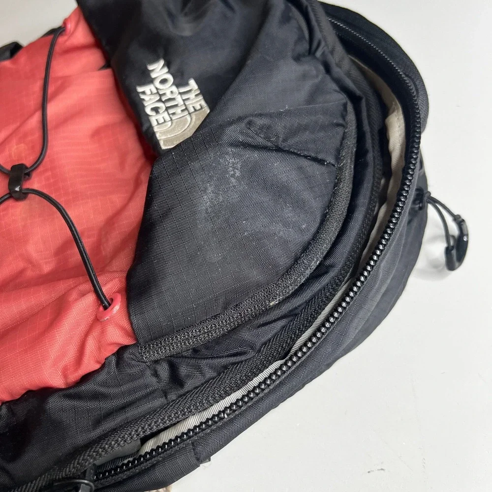 The North Face Borealis Backpack Black Red FlexVent Laptop Daypack Hiking Bag